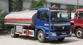 欧曼单桥化工液体运输车图片