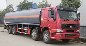 斯太尔化工液体运输车图片